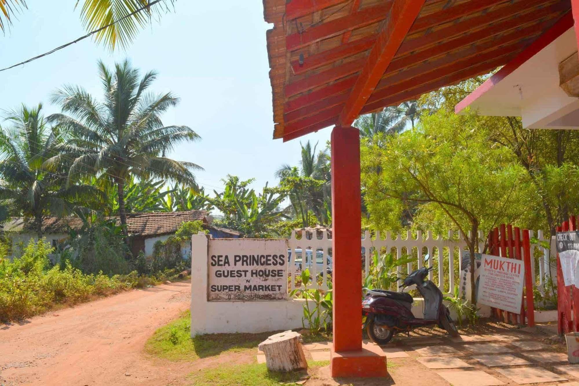 Seaprincess Guesthouse Anjuna Extérieur photo
